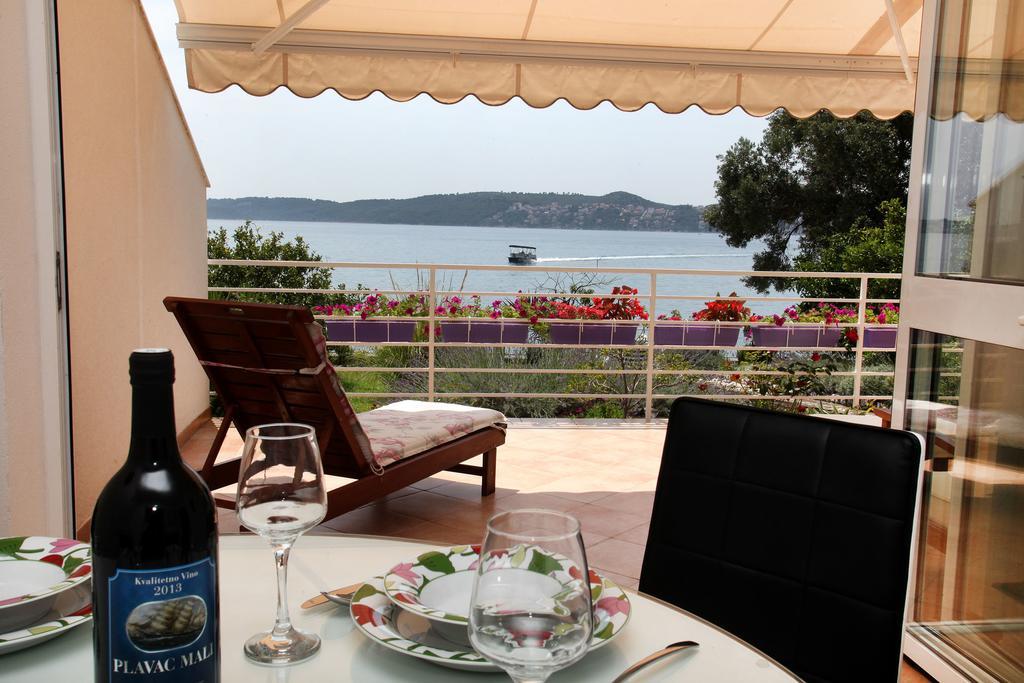 טרוגיר Gem Of The Sea Luxury Beach Apartment With Brand New Heating Infinity Pool מראה חיצוני תמונה
