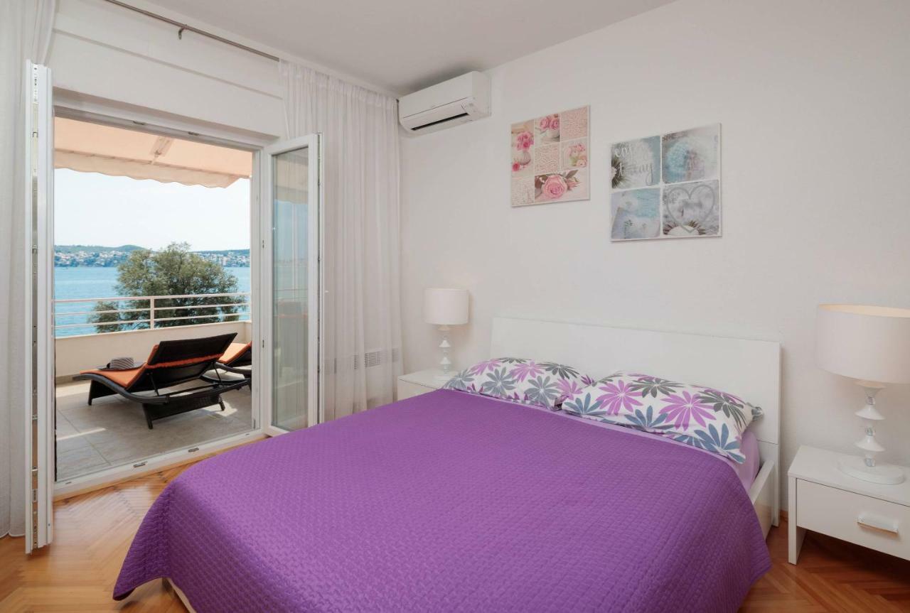 טרוגיר Gem Of The Sea Luxury Beach Apartment With Brand New Heating Infinity Pool מראה חיצוני תמונה