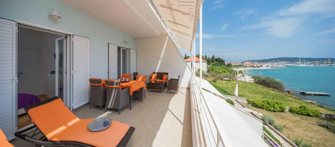 טרוגיר Gem Of The Sea Luxury Beach Apartment With Brand New Heating Infinity Pool מראה חיצוני תמונה
